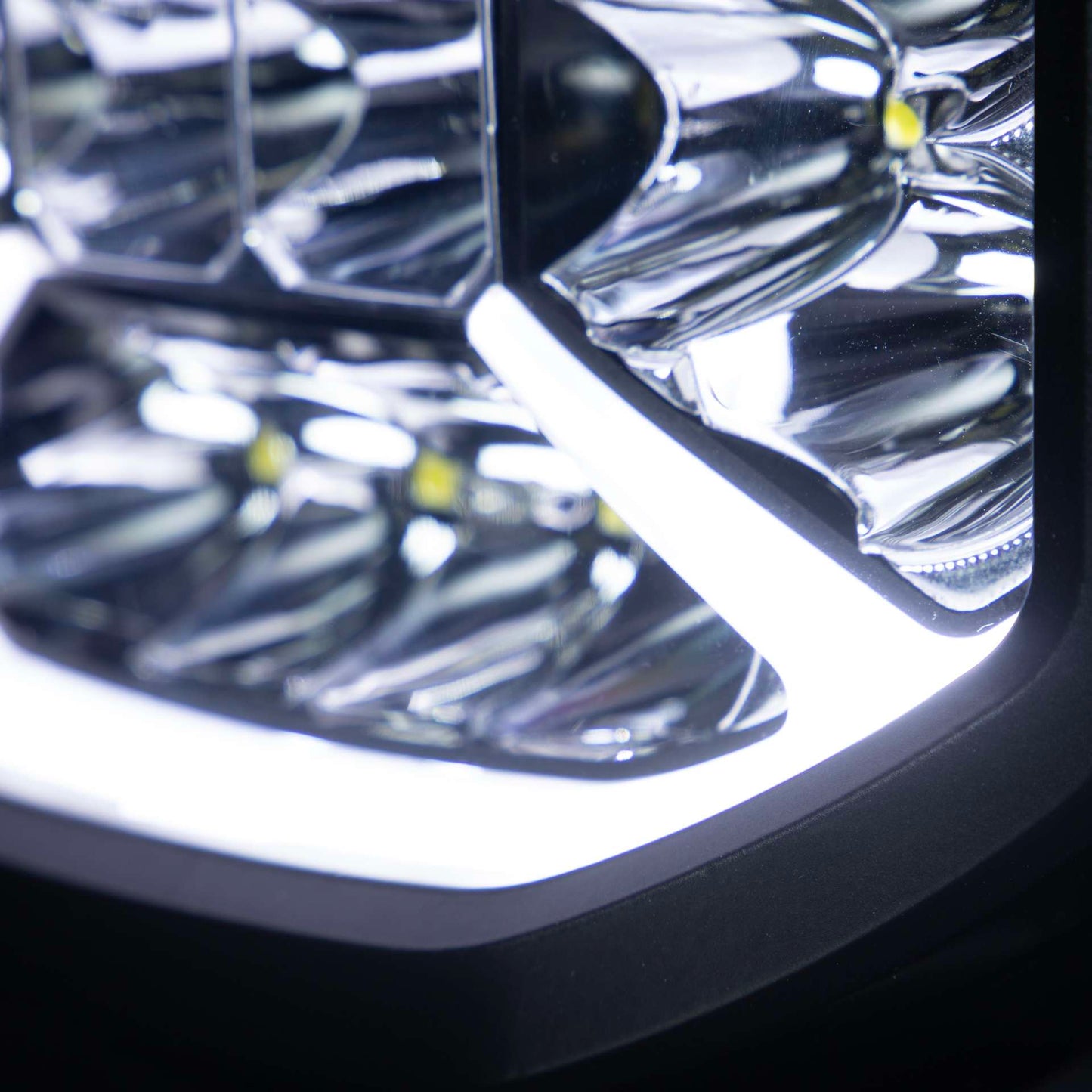 SIBERIA X DRIVING LIGHT 7" White / Amber Pos. | Hello Func. | DT-4Pin  SKU: 270960