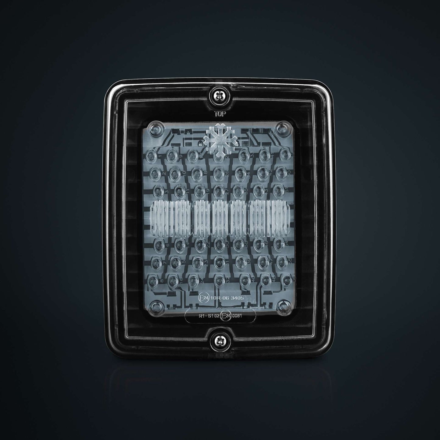 IZE LED REVERSE LIGHT SQUARE 24V | IP66  SKU: 800116