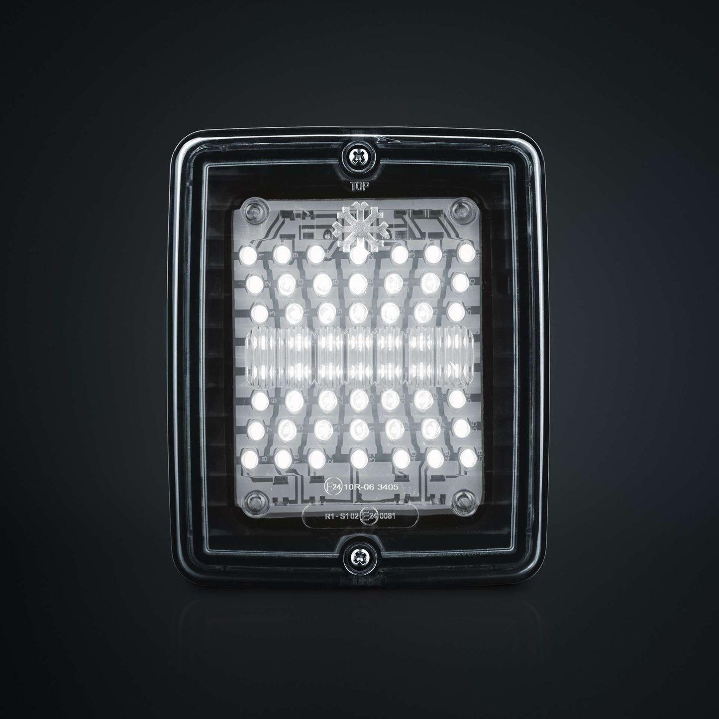 IZE LED REVERSE LIGHT SQUARE 24V | IP66  SKU: 800116