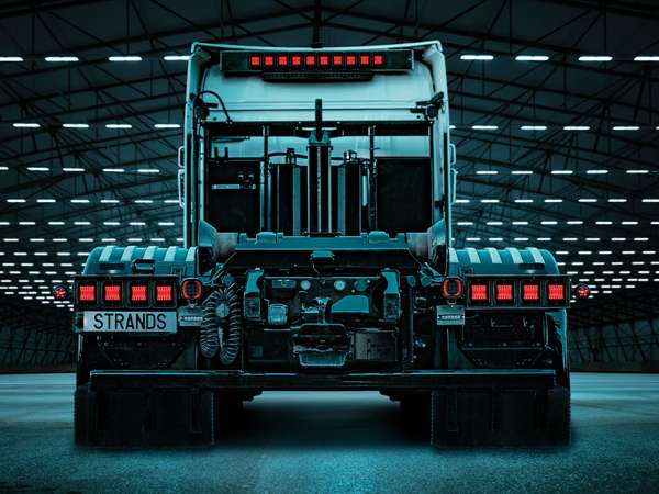 DARK KNIGHT IZE LED TAIL/BRAKE LIGHT SQUARE 24V | 2.5m Cable  SKU: 800631