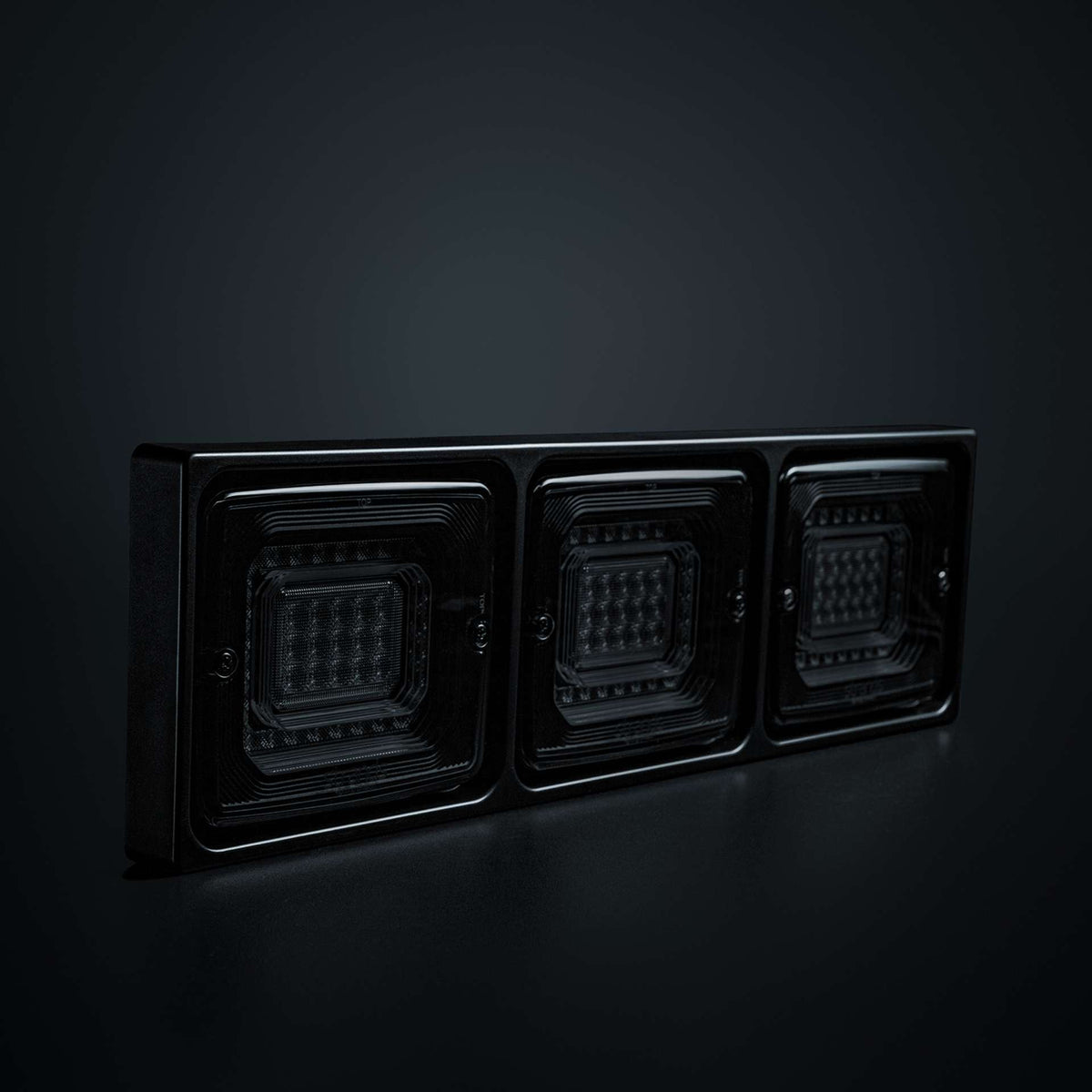 FOR9T ILLUSION 3 FUNC. TAIL LIGHT Horizontal / vertical approved  SKU: 800655