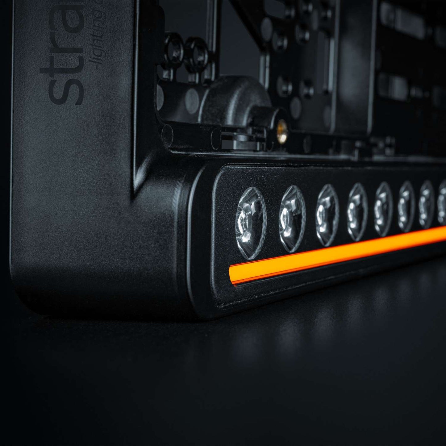 STRANDS. NUUK D-LINE LED BAR WITH DRL AND NUMBER PLATE HOLDER