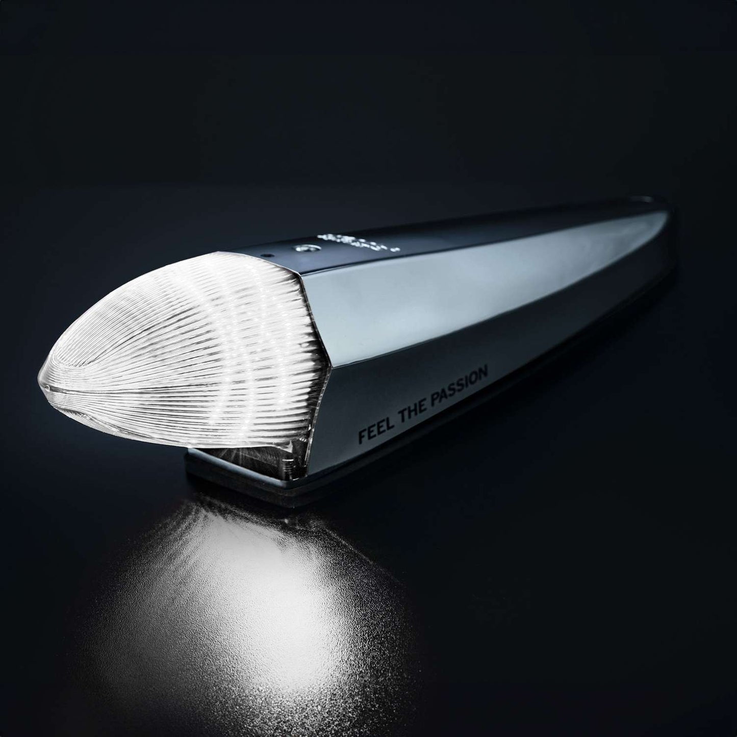 STRANDS. IZE SILVER ARROW TORPEDO white/amber & strobe