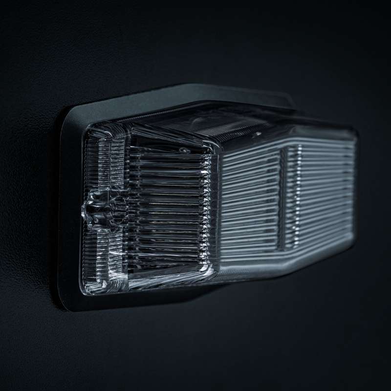 STRANDS. IZE BLACK BULLET DOUBLE BURNER DUO WITH STROBE