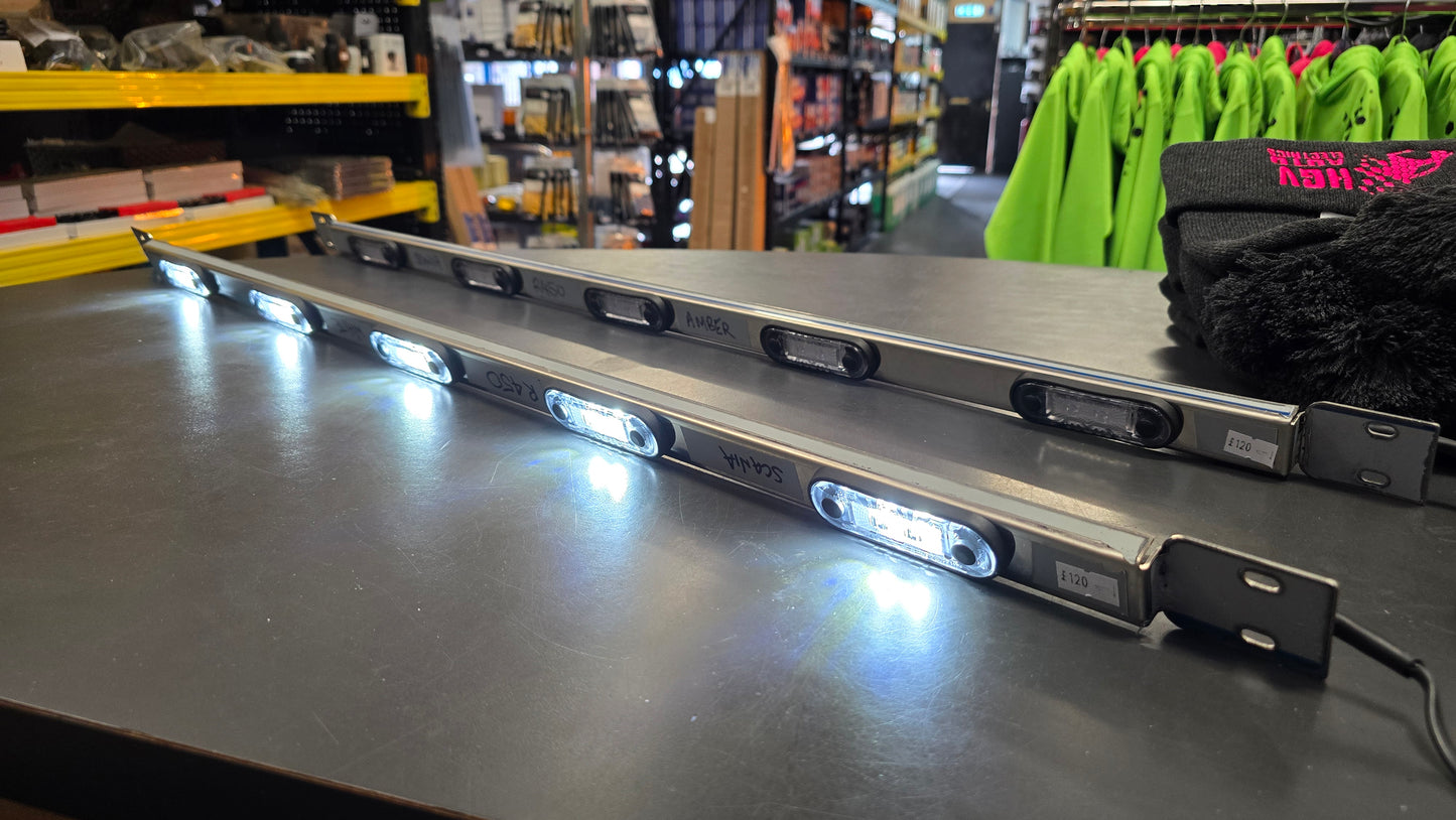 Scania R (PRE NEXT GEN) Lower Grill Strip 5 LED Stainless