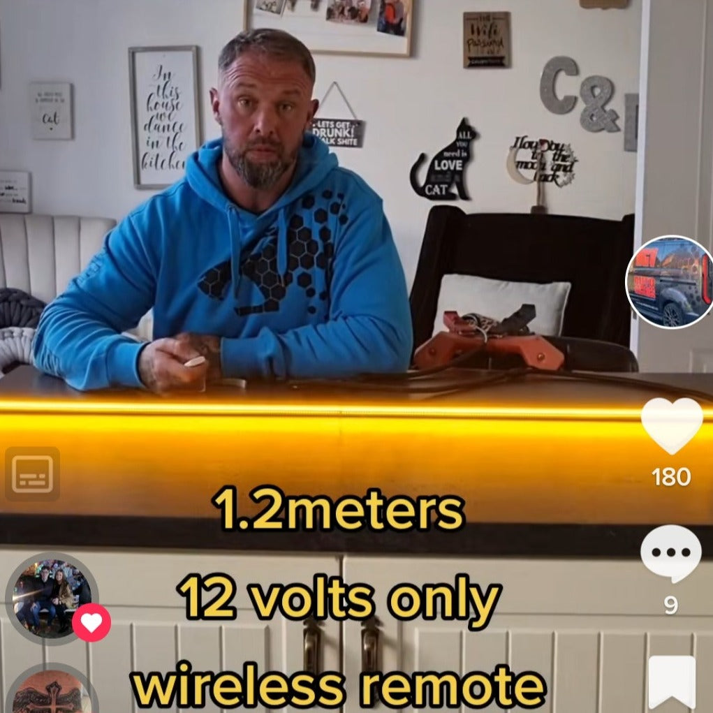 UTV902 Amber White Strip Strobe 12Volt Only